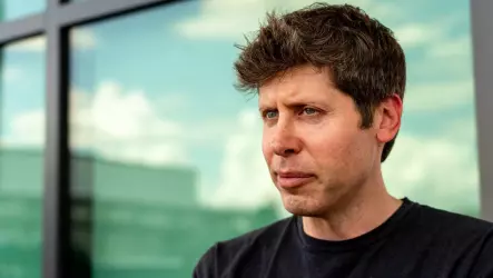 Сэм Альтман: Google остается серьезной угрозой, а ChatGPT будет объявлять код красный дважды в год на длительный срок